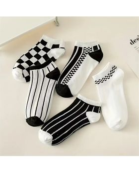 Kaos Kaki Korea Garis Pendek 178