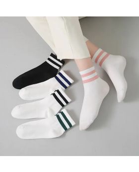 Kaos Kaki Korea Garis Pendek 033